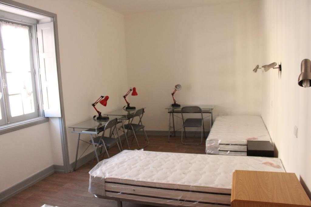 Be Coimbra Hostels Exterior photo